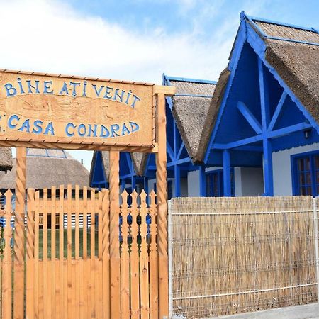Отель Casa Condrat Сфынту-Георге Экстерьер фото